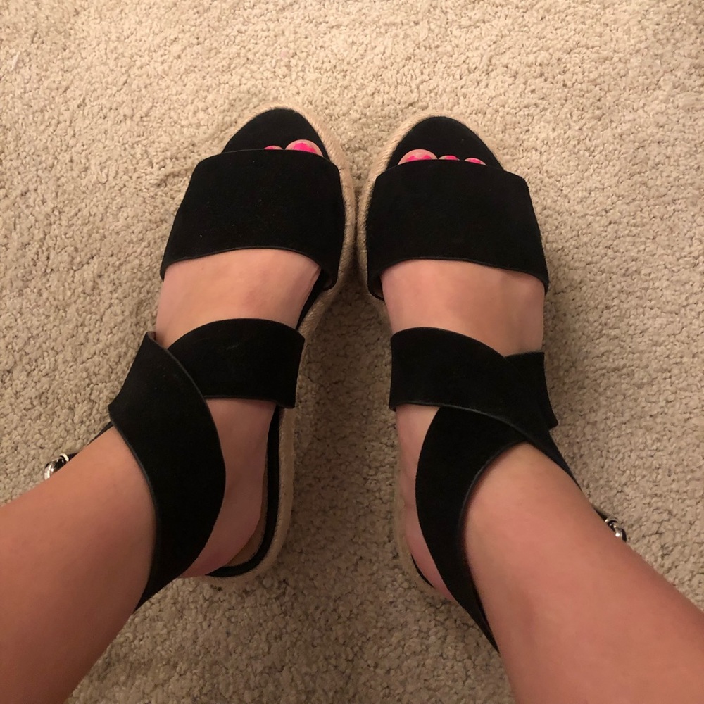 RAYE sandals